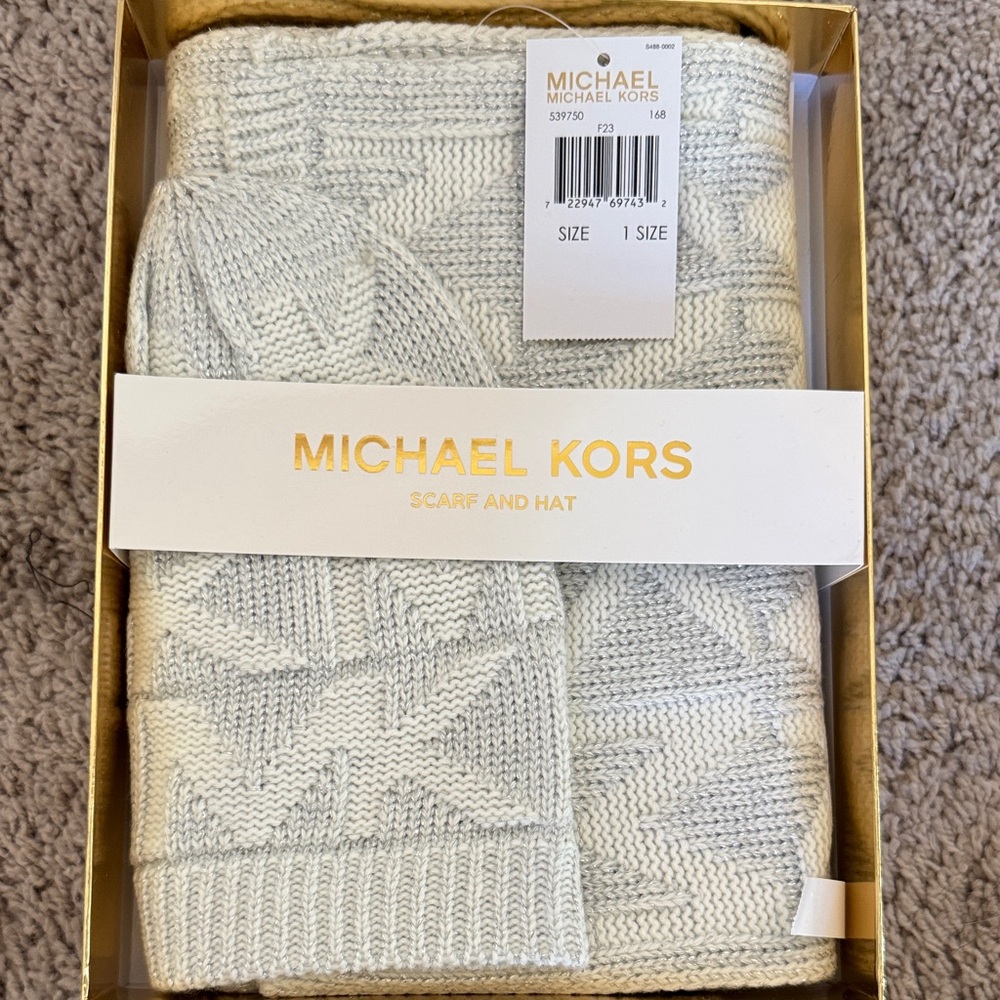 Michael Kors Cream Knit Scarf and Hat Set